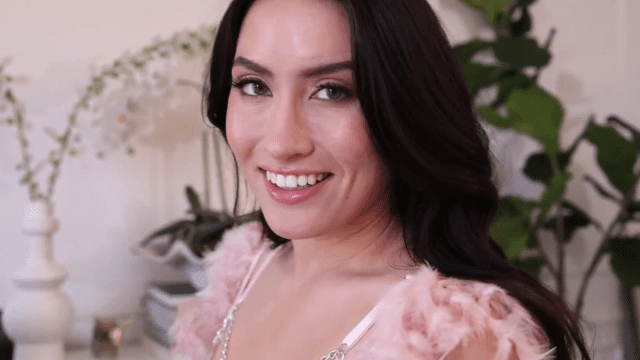 Cô nàng người mẫu đồ lót hàng cực phẩm - phimsex69.vip