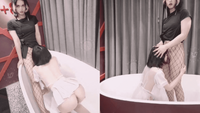 Em gái ngực lép lên Twitter thủ dâm show bím P2 - phimsex69.vip