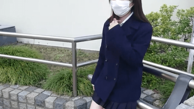 FC2_PPV_4582297 - Em nữ sinh cấp 3 làm tôi không thể kiềm chế - phimsex69.vip