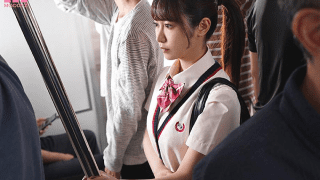 MIDV-599_Em nữ sinh váy ngắn trên tàu điện Ono Rikka